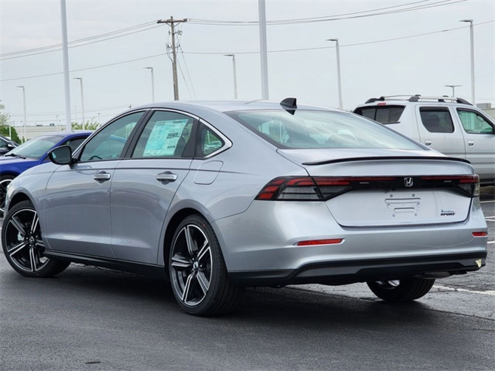 Used 2023 Honda Accord Sport image 3