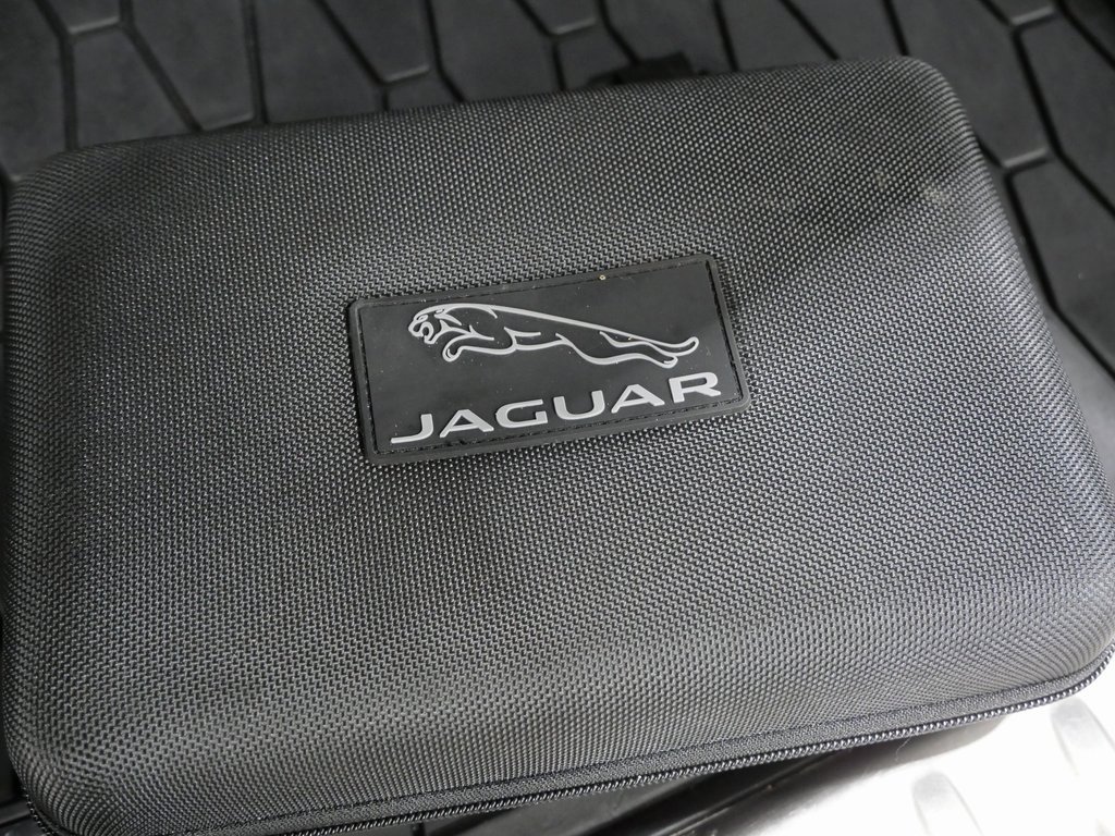 Used 2022 Jaguar F-PACE S image 29