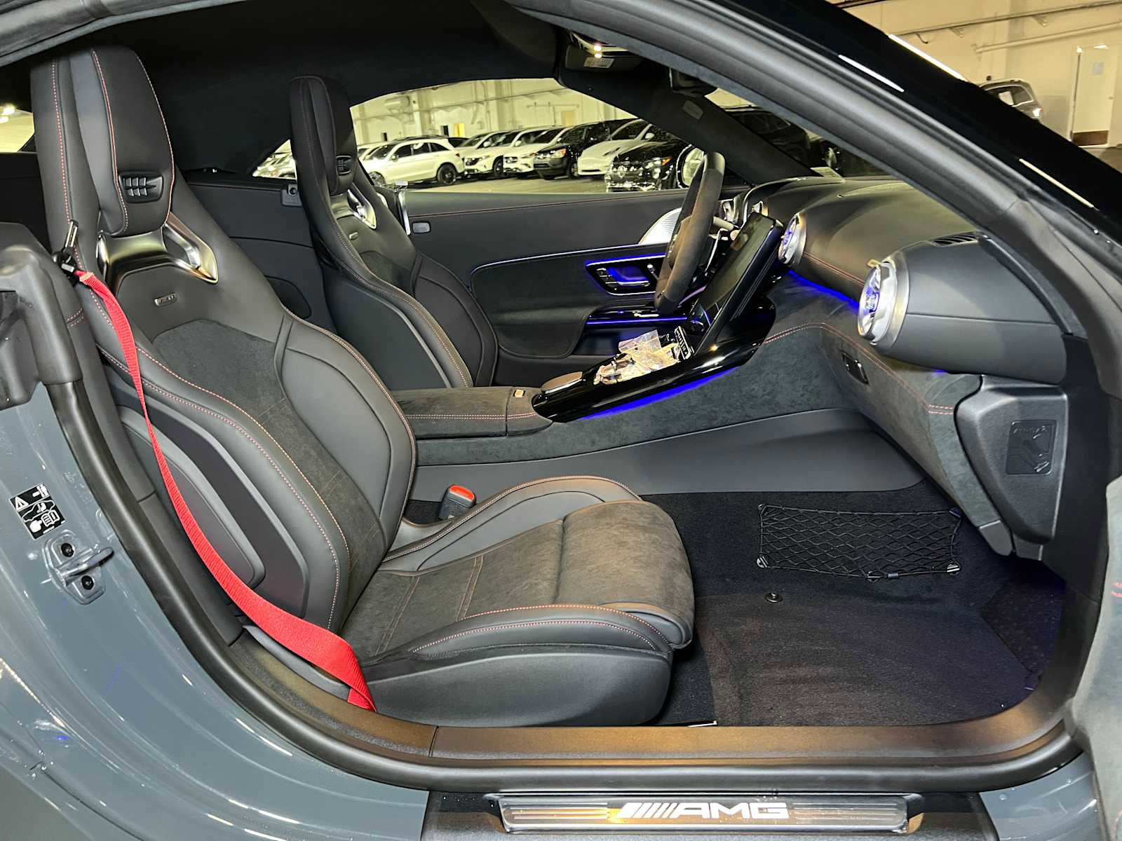 New 2025 Mercedes-Benz SL 55 AMG 4MATIC image 11