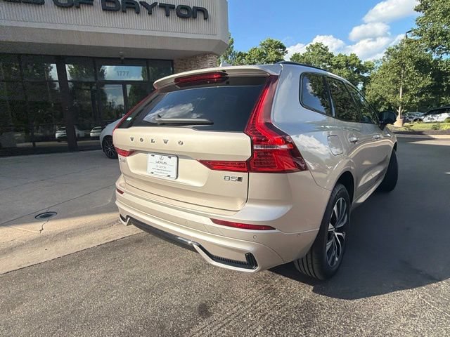 Used 2025 Volvo XC60 B5 Plus AWD/4WD image 7