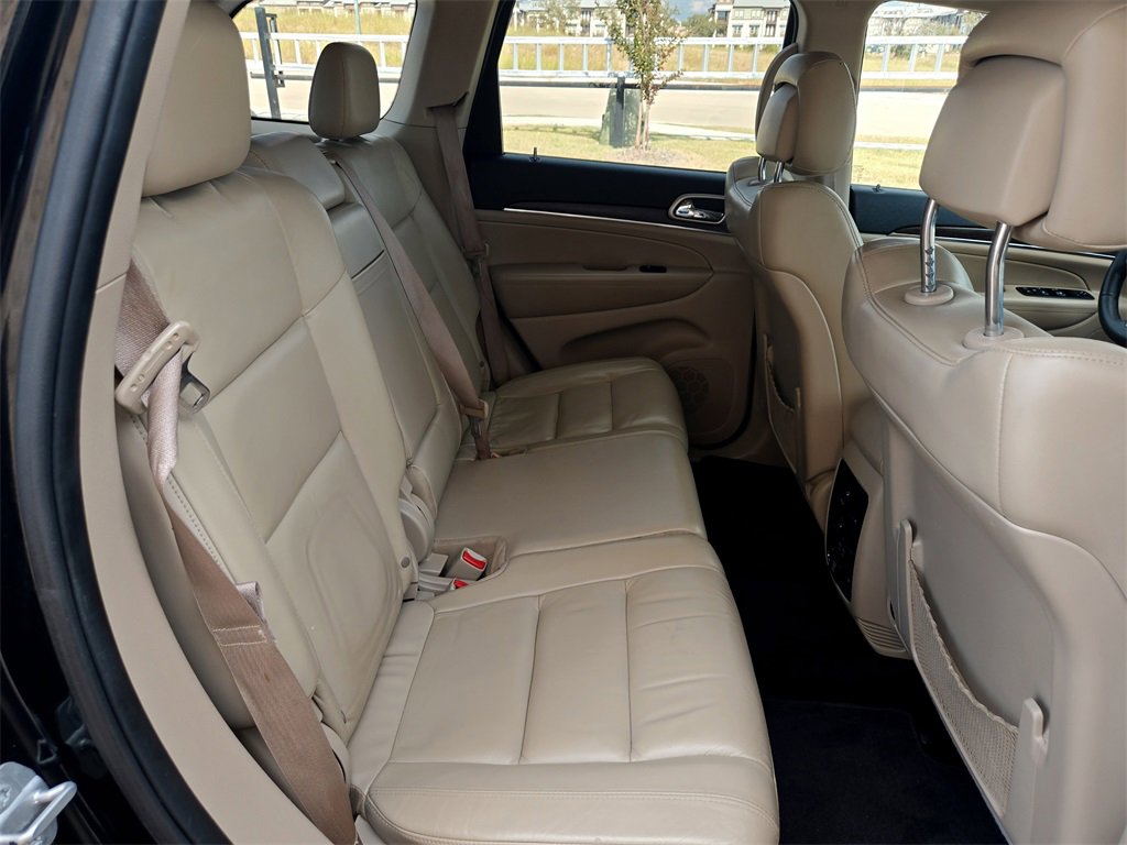 Used 2017 Jeep Grand Cherokee Limited image 29