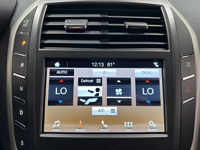 Used 2017 Lincoln MKC Premiere image 21