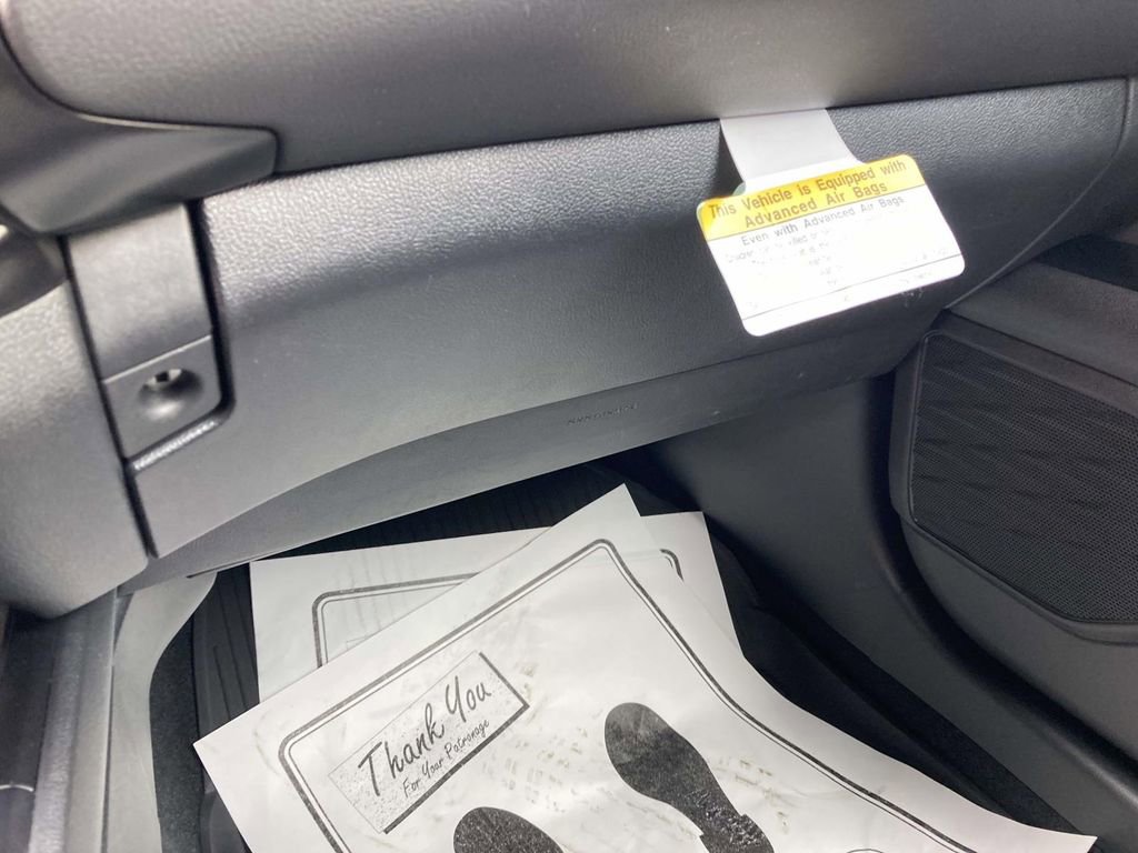 Used 2023 Lexus UX 250h 250h Base image 18