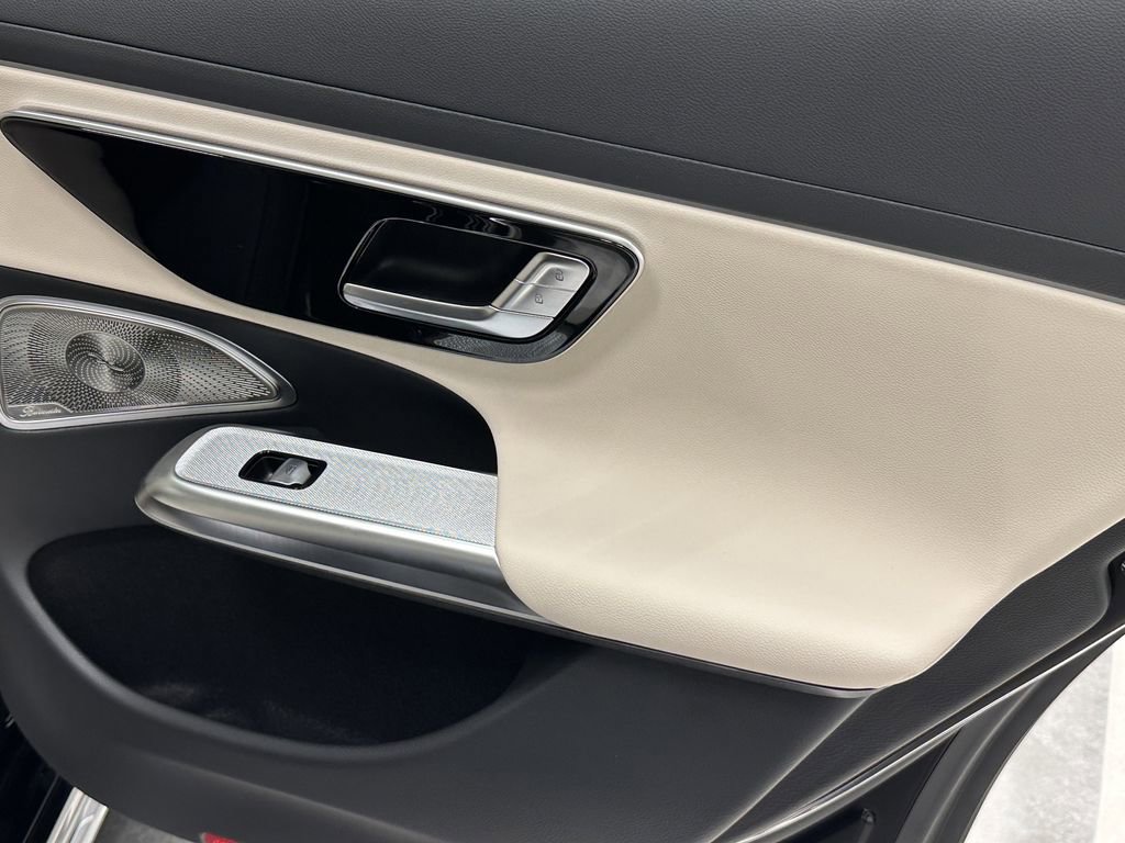 New 2026 Mercedes-Benz E 350 4MATIC Sedan image 21