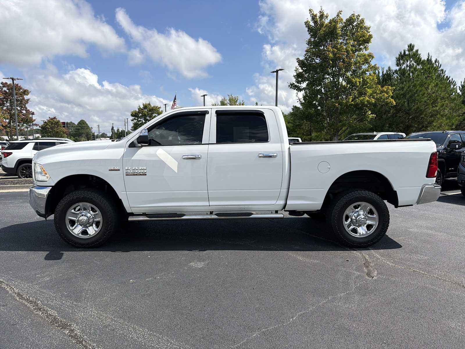 Used 2018 RAM 2500 Tradesman w/ Chrome Appearance Group AWD/4WD image 24