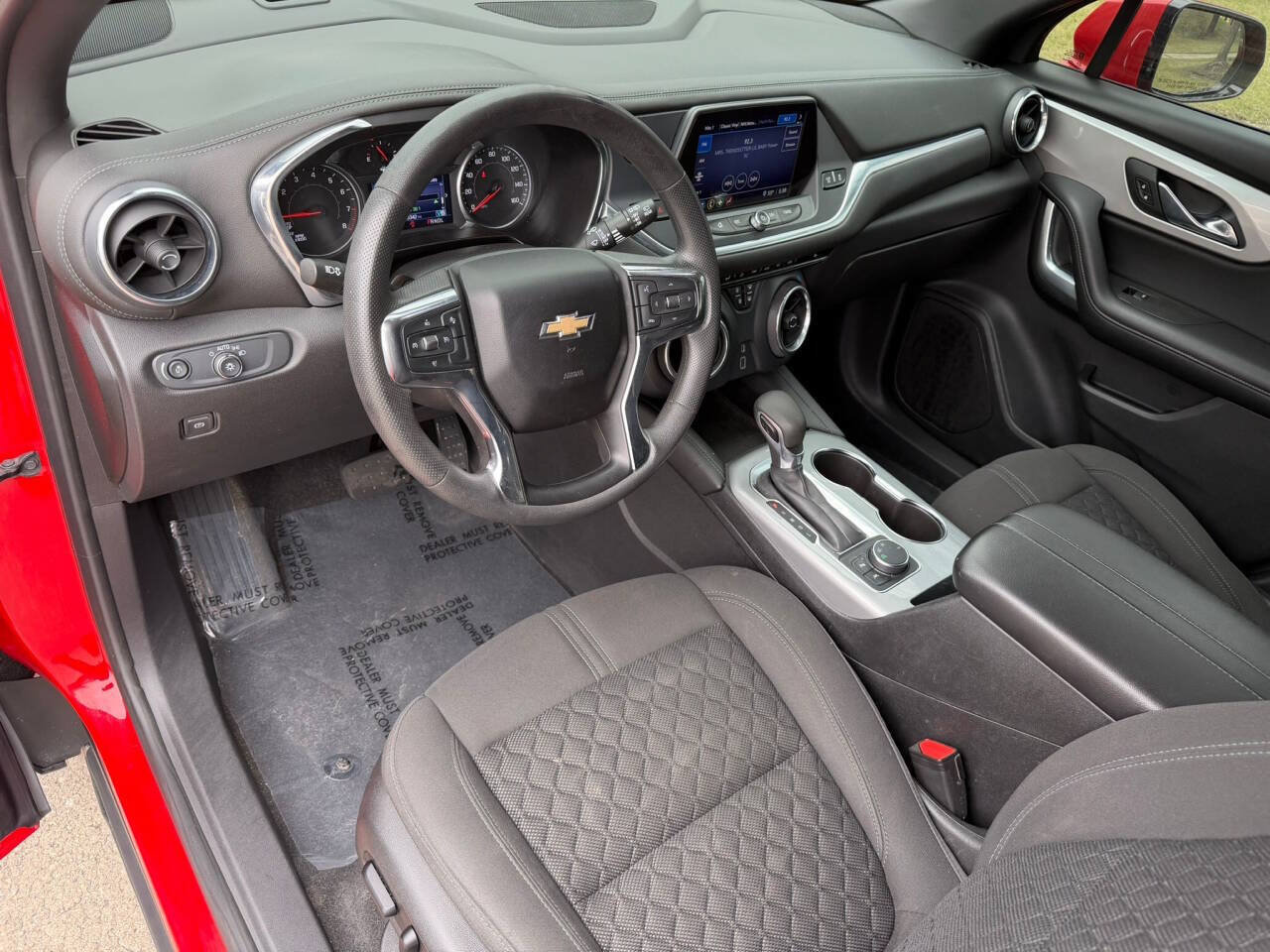 Used 2021 Chevrolet Blazer LT FWD image 19