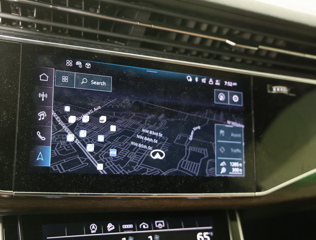 Used 2024 Audi Q8 Premium Plus w/ Premium Plus Package image 9