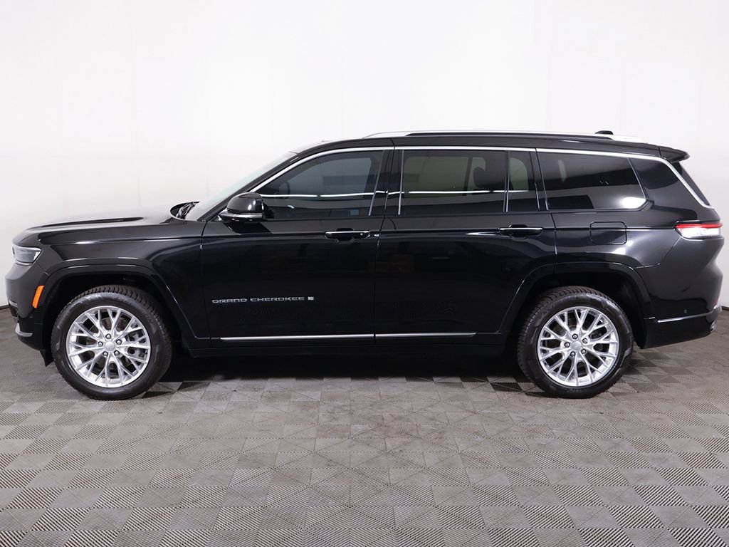 Used 2021 Jeep Grand Cherokee L Summit w/ Advanced Protech Group IV AWD/4WD image 24