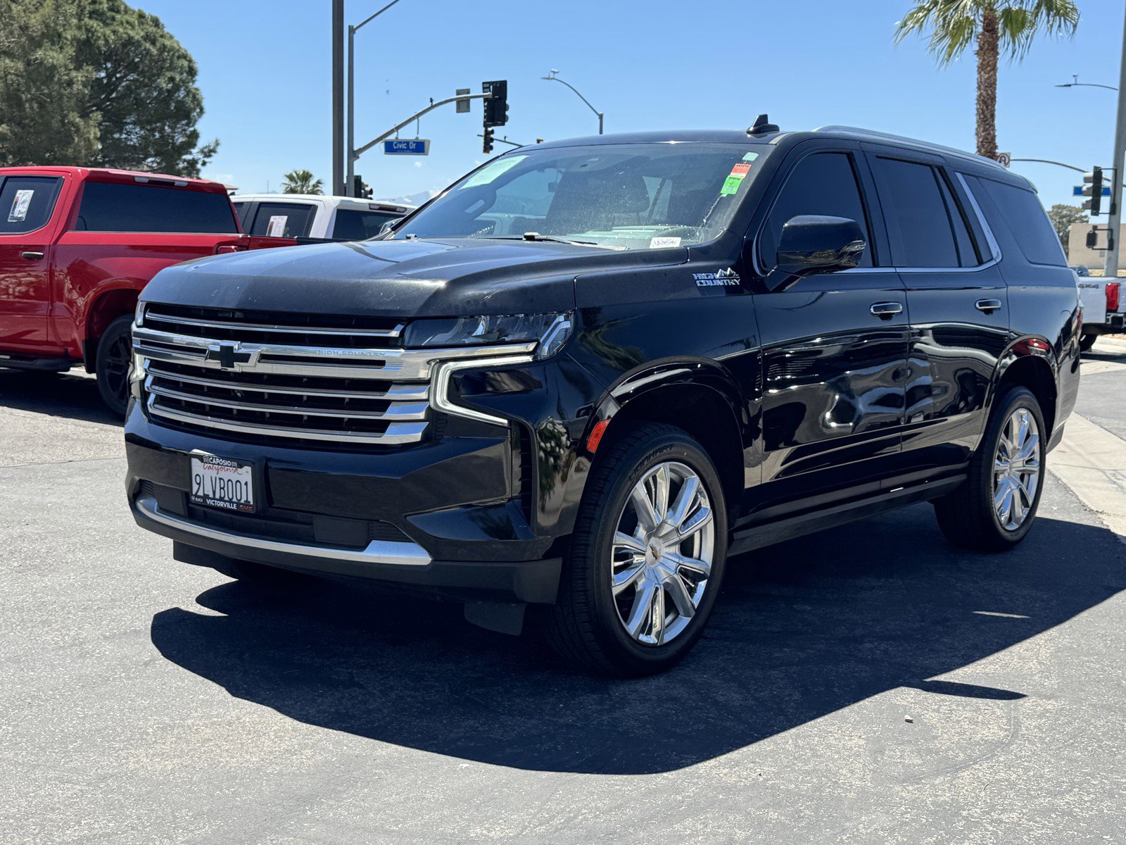 Used 2022 Chevrolet Tahoe High Country image 3