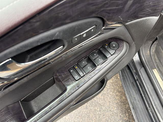Used 2016 Buick Enclave Leather image 15