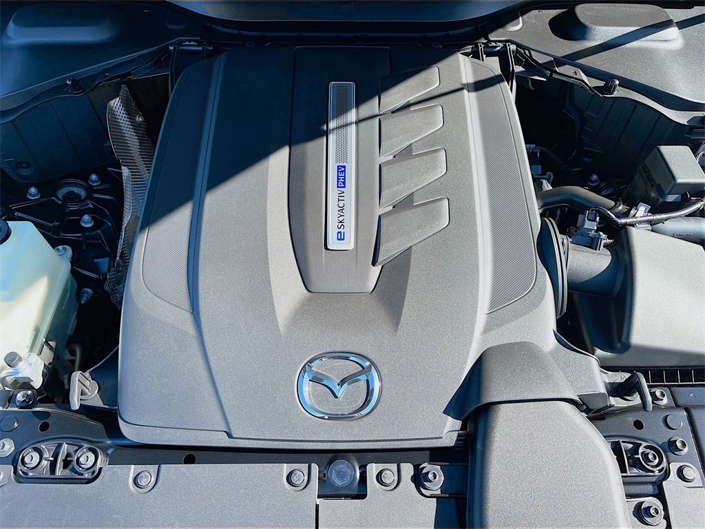 Certified 2025 MAZDA CX-90 Plug-In Hybrid w/Premium Sport image 32