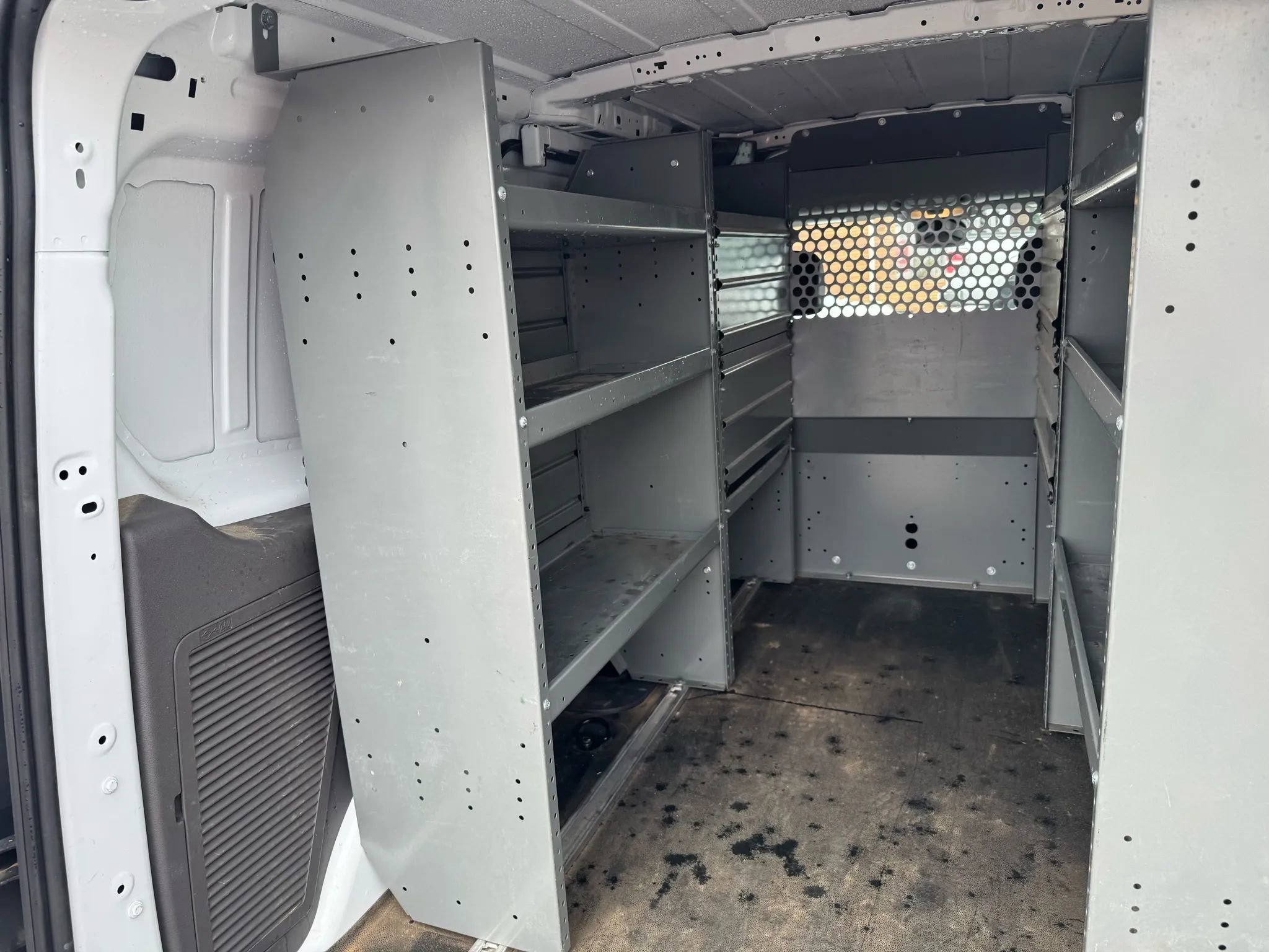 Used 2020 Ford Transit Connect XL image 25