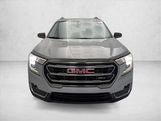 Used 2023 GMC Terrain AT4 AWD/4WD image 2