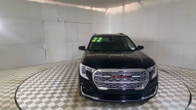 Used 2022 GMC Terrain Denali w/ LPO, Floor Liner Package AWD/4WD image 2