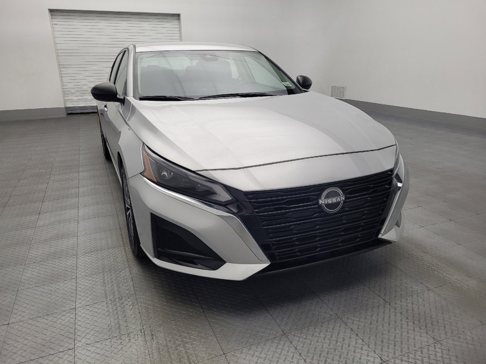 Used 2024 Nissan Altima 2.5 SV image 14