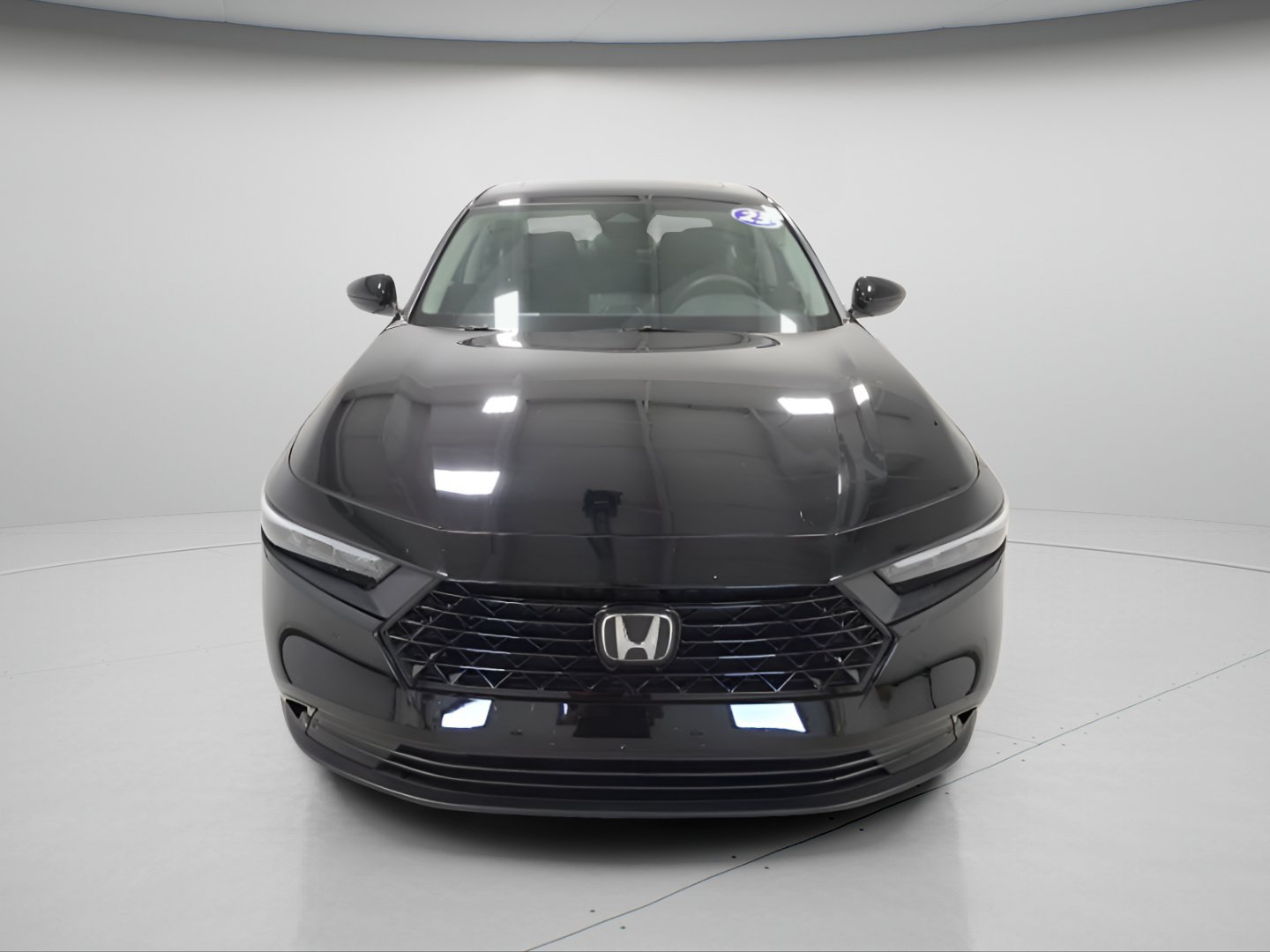 Used 2023 Honda Accord EX image 2