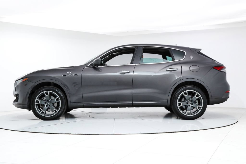Certified 2023 Maserati Levante GT AWD/4WD image 2