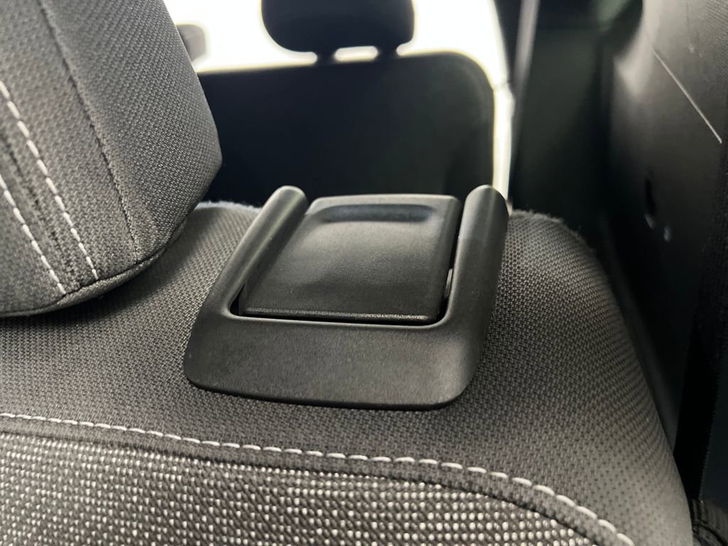 Used 2024 Chevrolet Traverse LT image 16