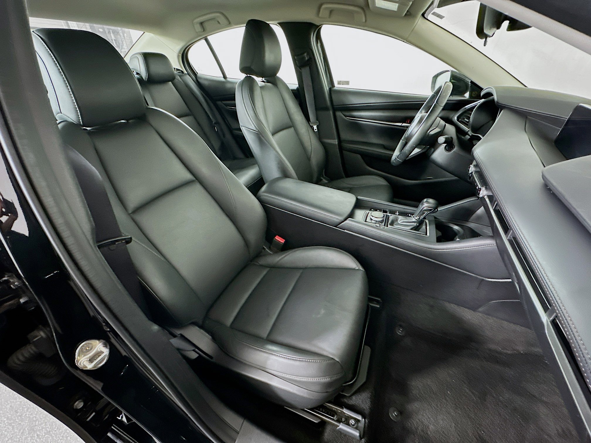 Used 2022 MAZDA MAZDA3 s FWD image 30