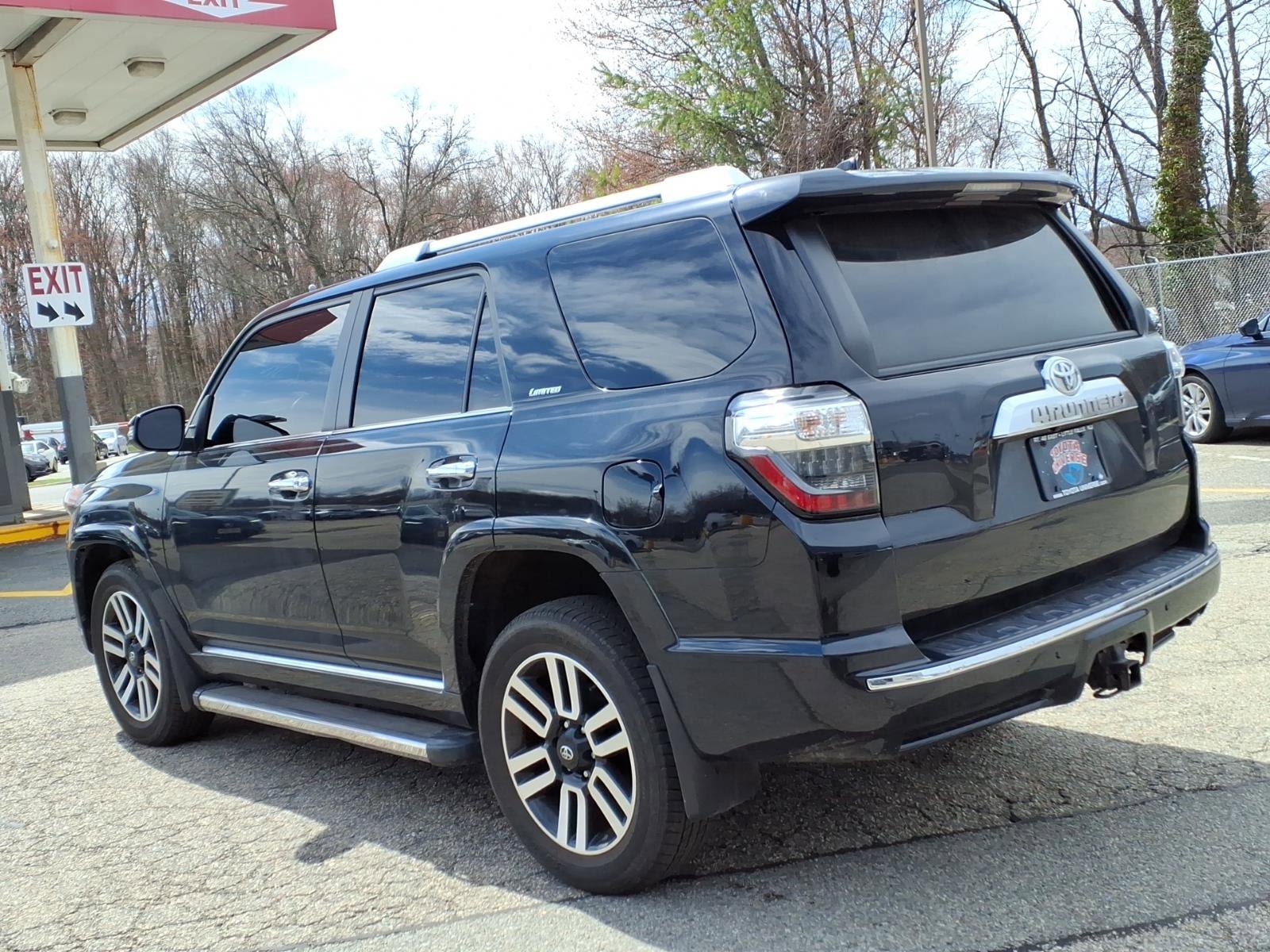 Certified 2023 Toyota 4Runner Limited AWD/4WD image 4