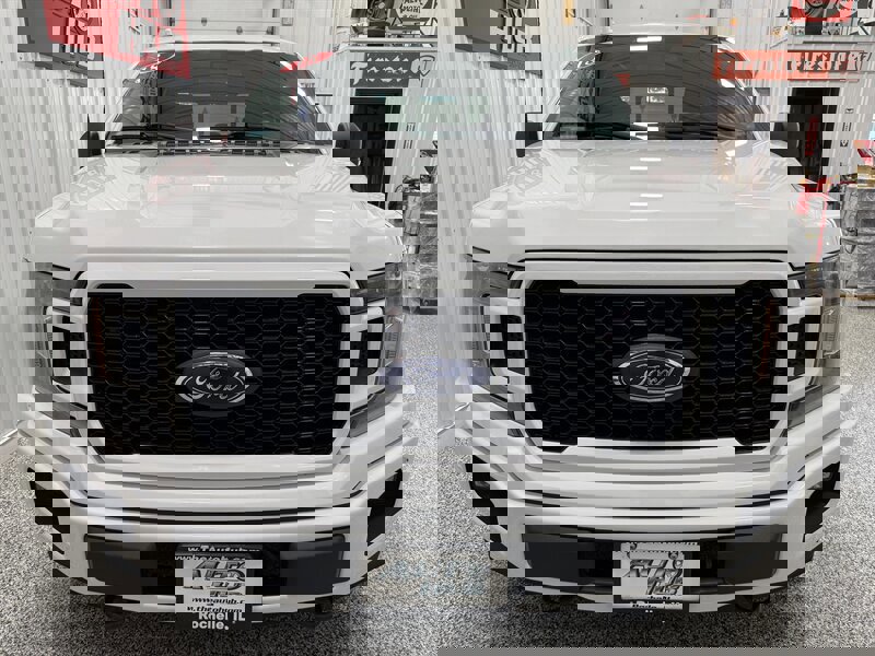 Used 2018 Ford F150 XLT w/ Equipment Group 302A Luxury image 16