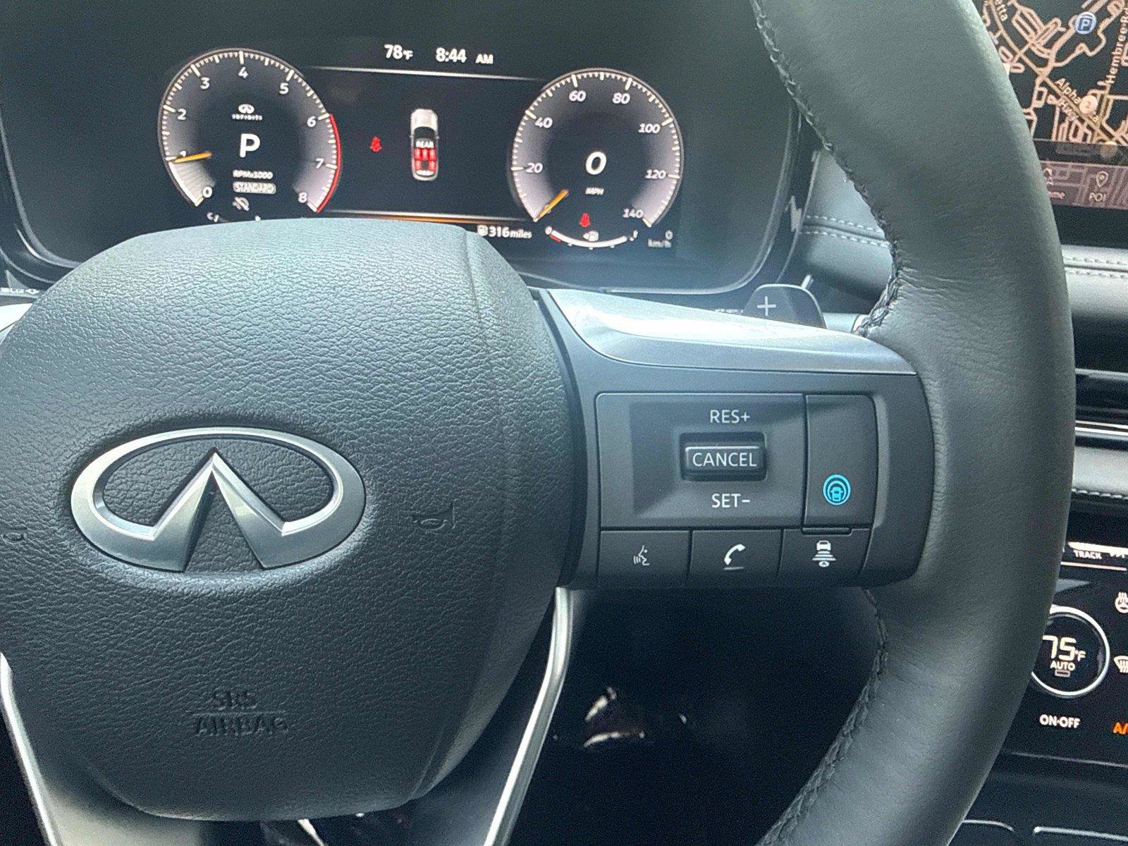 Used 2025 INFINITI QX60 Luxe FWD image 19