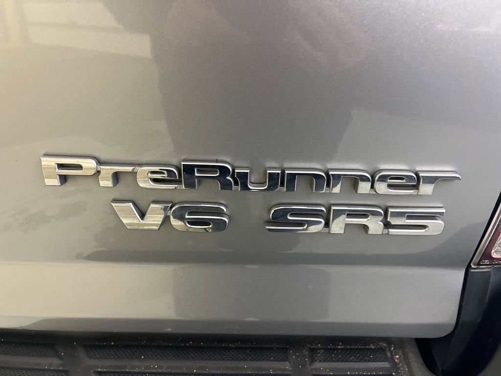 Used 2015 Toyota Tacoma PreRunner w/ SR5 Package RWD image 46