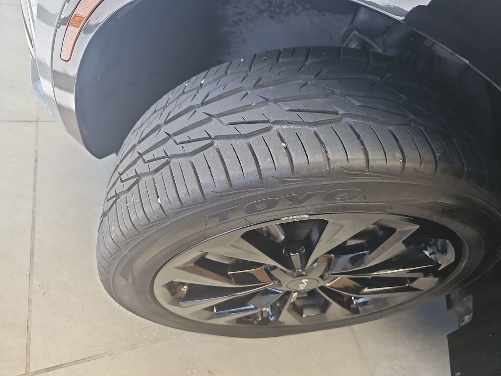 Used 2023 Kia Sorento SX image 35