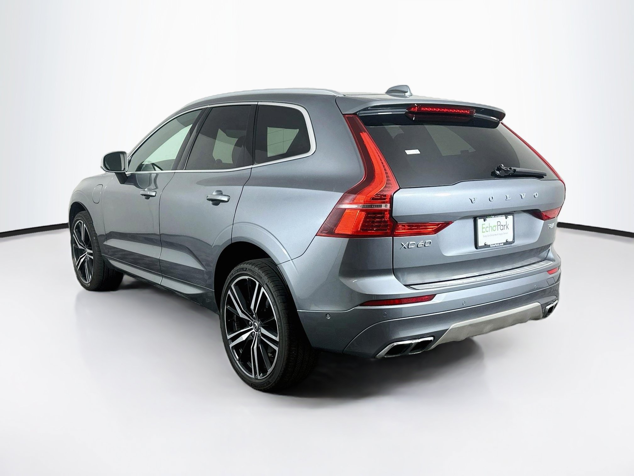 Used 2019 Volvo XC60 T8 R-Design AWD/4WD image 5