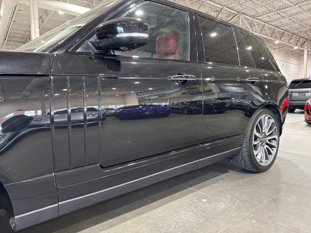 Used 2016 Land Rover Range Rover Autobiography image 23