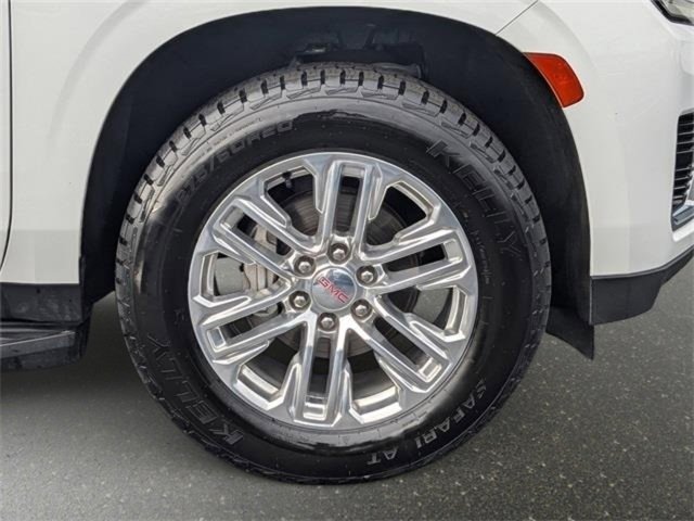 Used 2022 GMC Yukon XL SLE w/ Max Trailering Package image 10