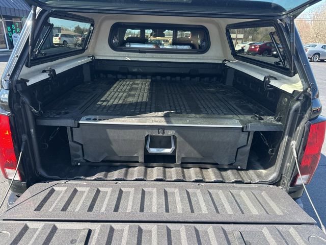 Used 2023 Chevrolet Colorado LT w/ LT Convenience Package II image 6