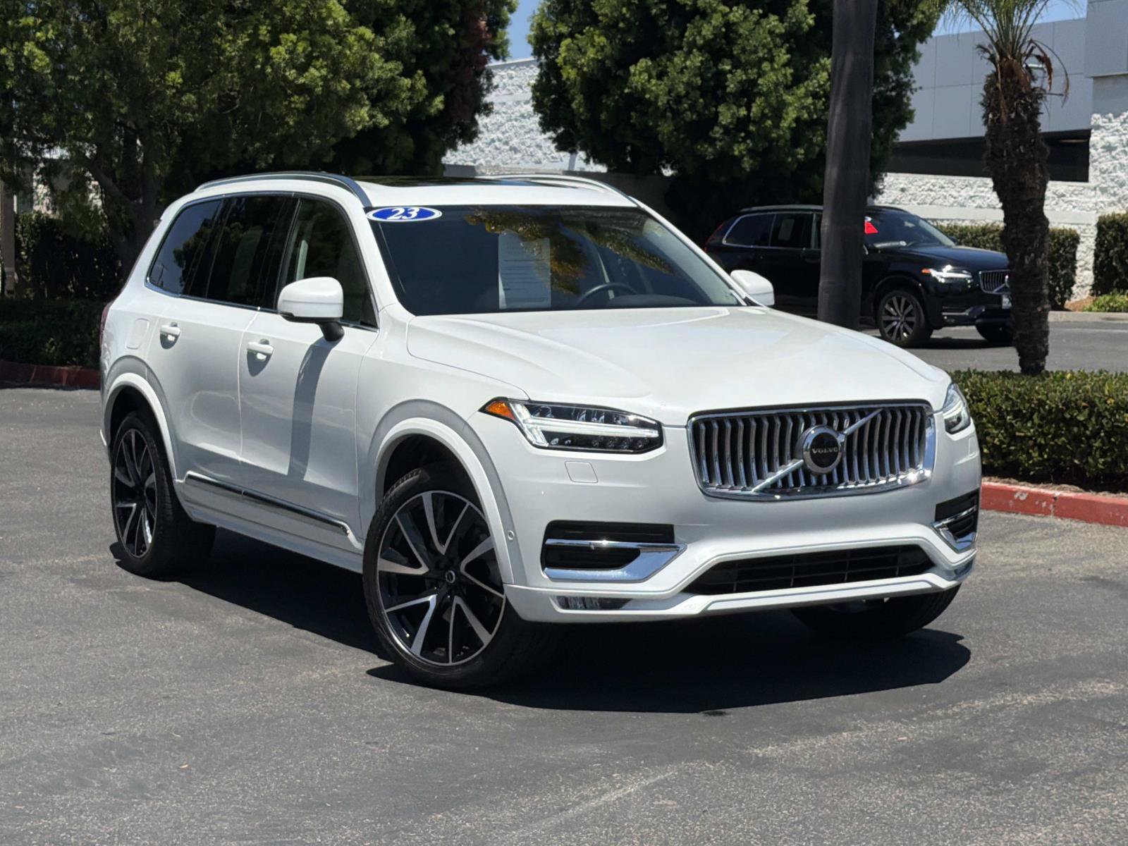 Certified 2023 Volvo XC90 B5 Plus w/ Protection Package Premier AWD/4WD video 1