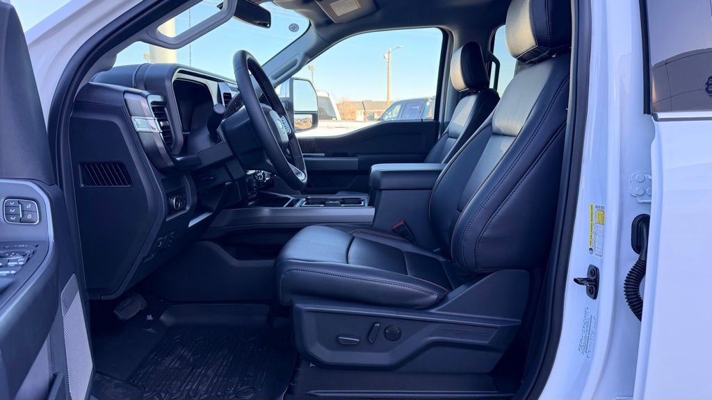 New 2026 Ford F350 Lariat w/ Chrome Package image 18
