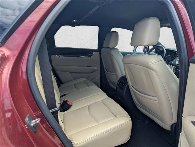 Used 2018 Cadillac XT5 FWD image 15