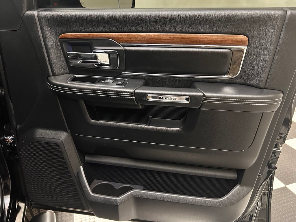 Used 2014 RAM 3500 Laramie w/ Black Appearance Group AWD/4WD image 16