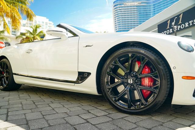 Used 2024 Bentley Continental GT Speed AWD/4WD image 36