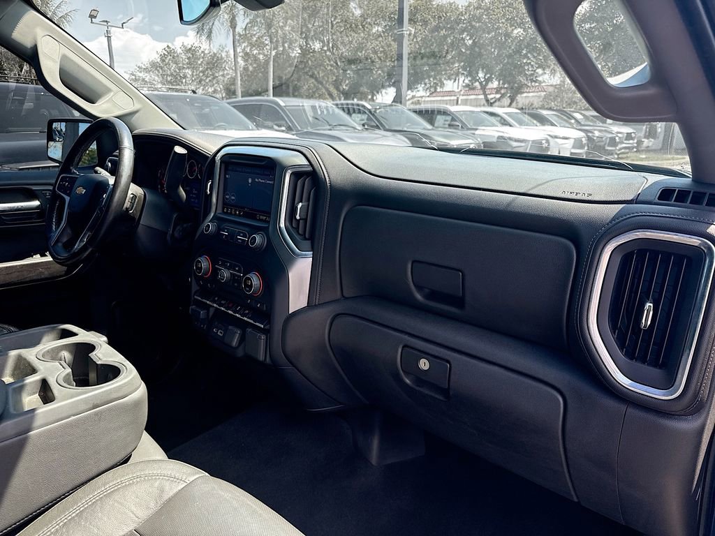 Used 2020 Chevrolet Silverado 1500 LTZ image 28