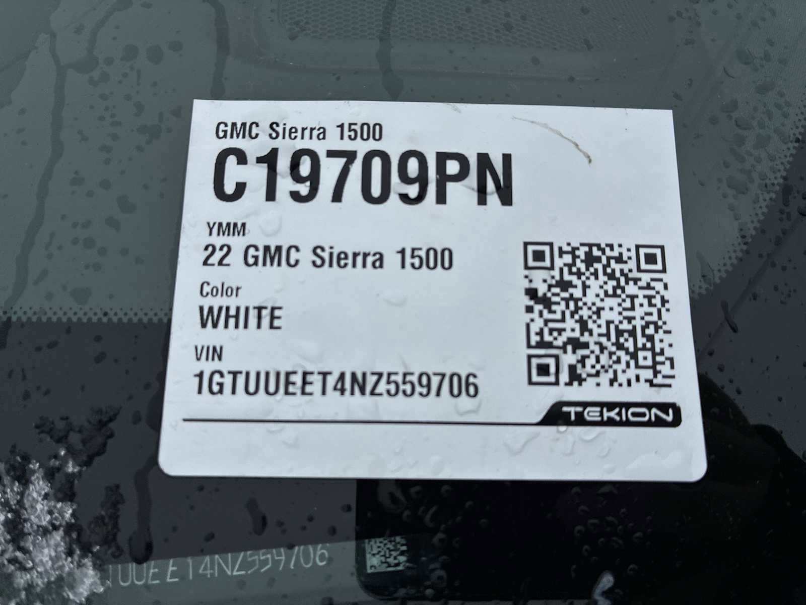 Certified 2022 GMC Sierra 1500 AT4 w/ Technology Package image 40
