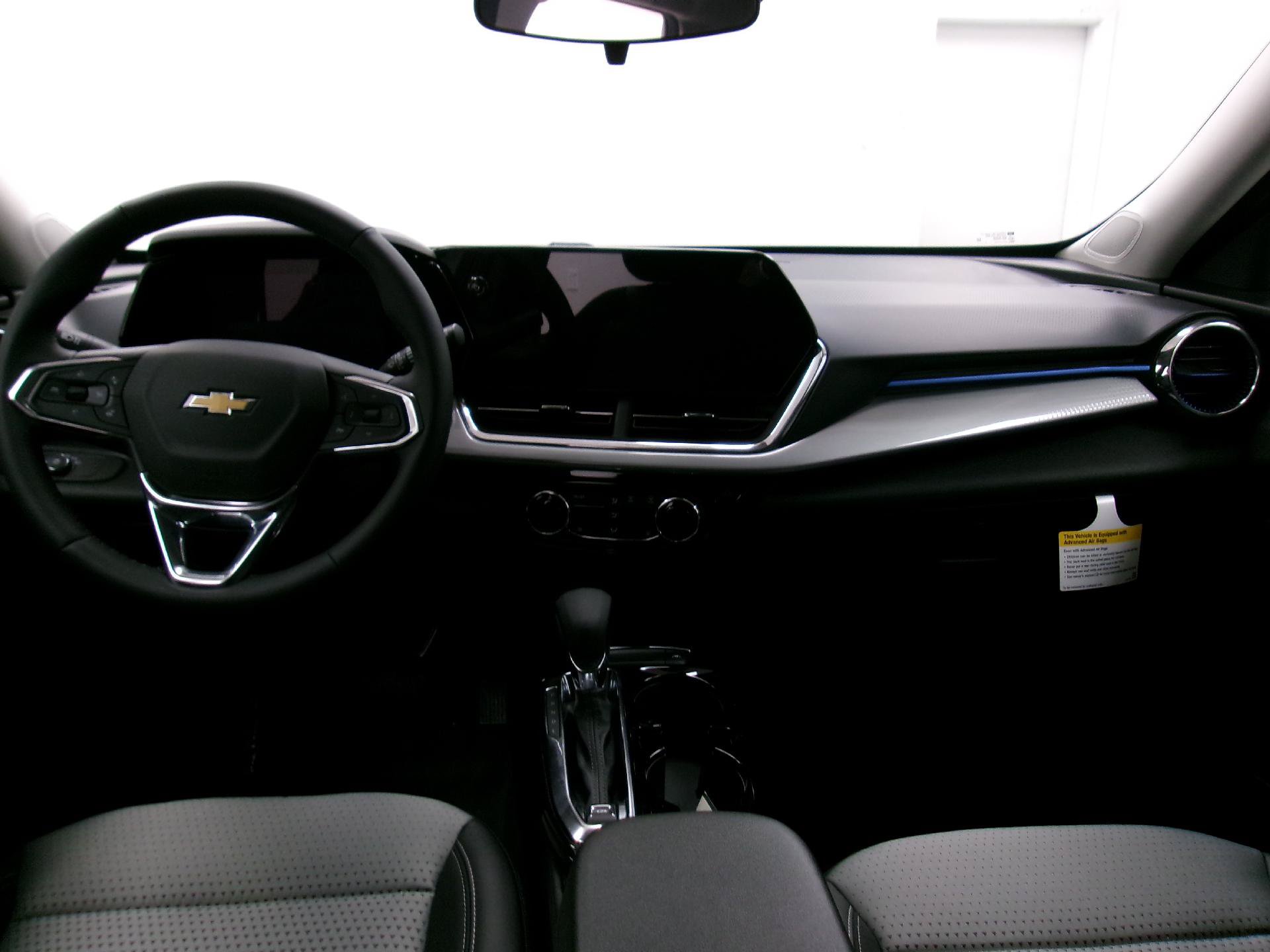 New 2026 Chevrolet Trax LT w/ Driver Confidence Package FWD image 11