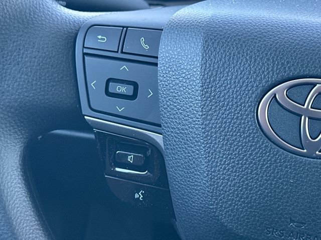 Used 2026 Toyota Camry LE FWD image 18