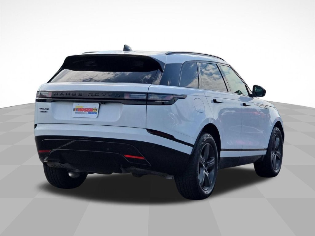 Used 2025 Land Rover Range Rover Velar Dynamic SE AWD/4WD image 3