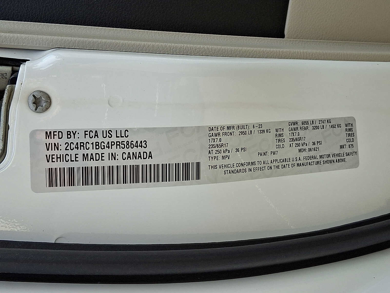 Certified 2023 Chrysler Pacifica Touring-L FWD image 28