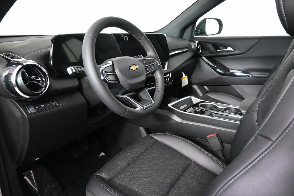 New 2026 Chevrolet Equinox LT w/ Convenience Package II image 24