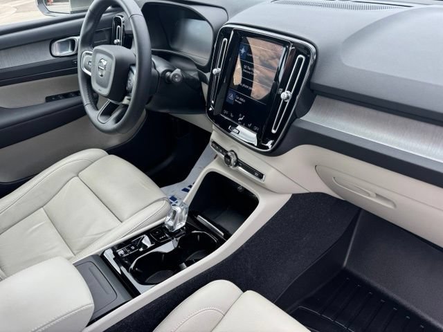 Used 2022 Volvo XC40 T5 Inscription w/ Advanced Package AWD/4WD image 27