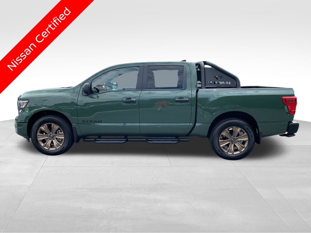 Used 2024 Nissan Titan SV w/ SV Bronze Edition Package AWD/4WD image 2