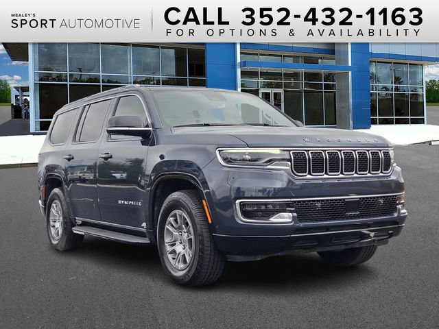 Used 2023 Jeep Wagoneer 4WD image 1