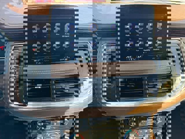 Used 2021 Chevrolet Suburban High Country image 12