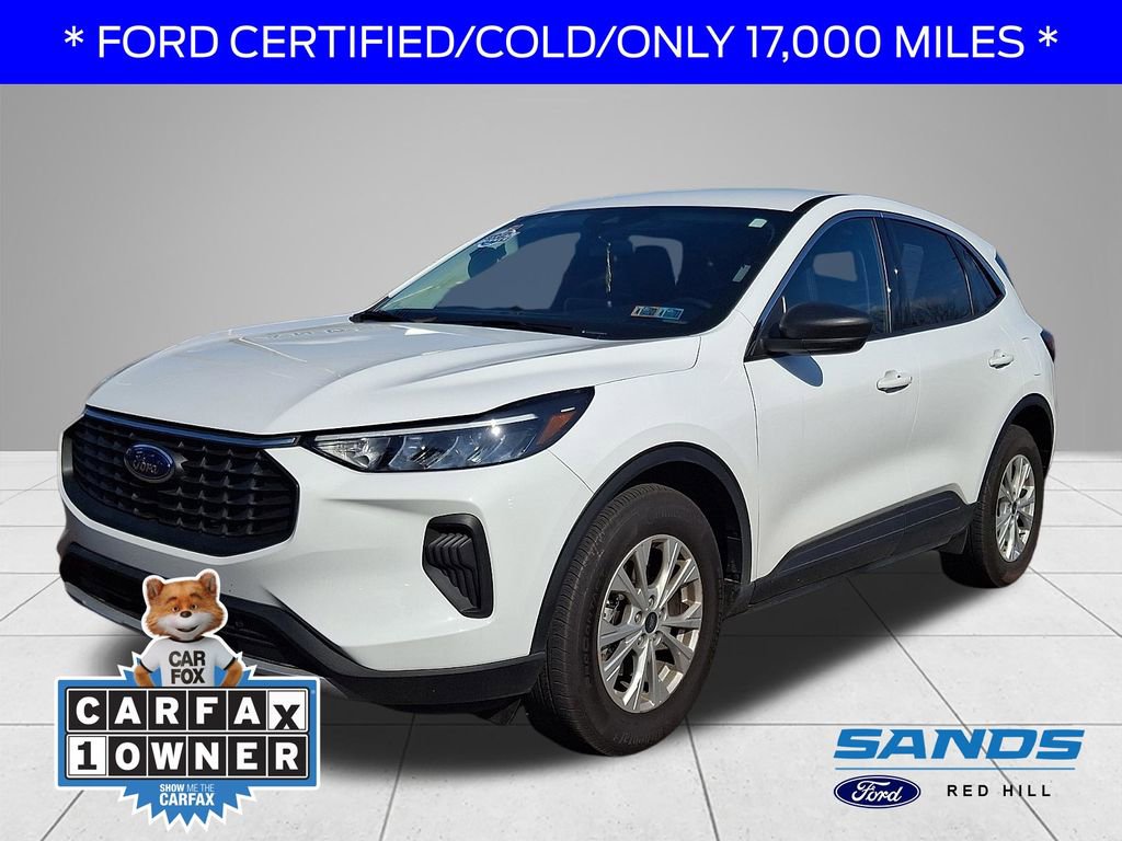 Used 2023 Ford Escape Active image 1