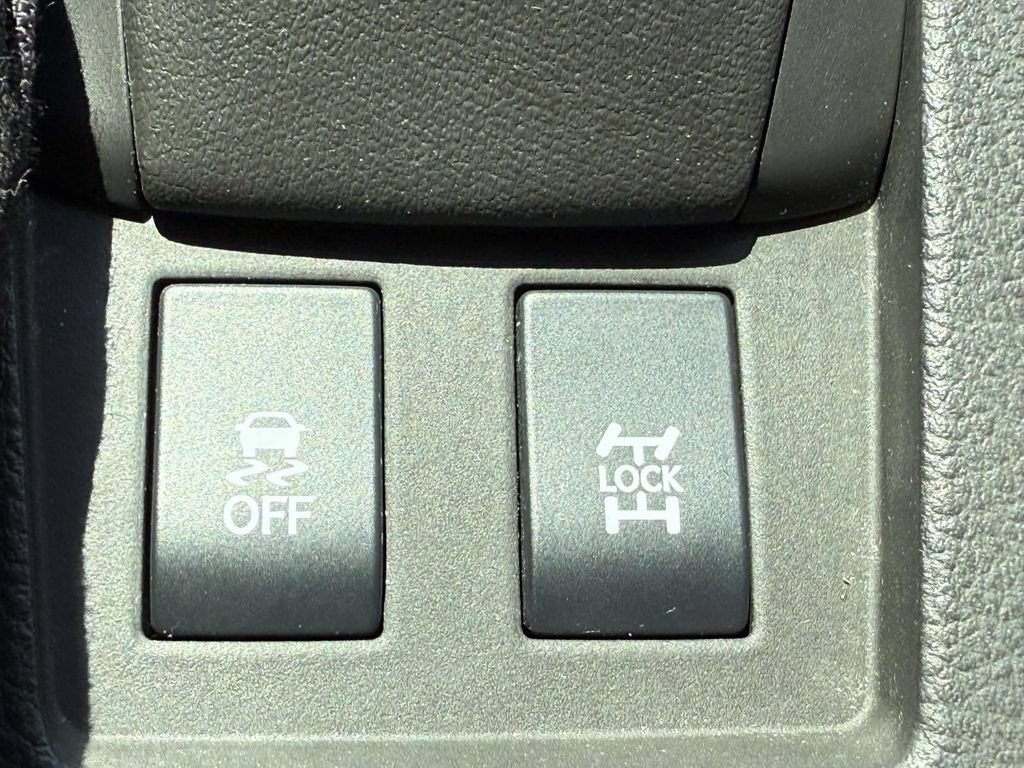 Used 2013 Lexus RX 350 AWD w/ Navigation Pkg image 26